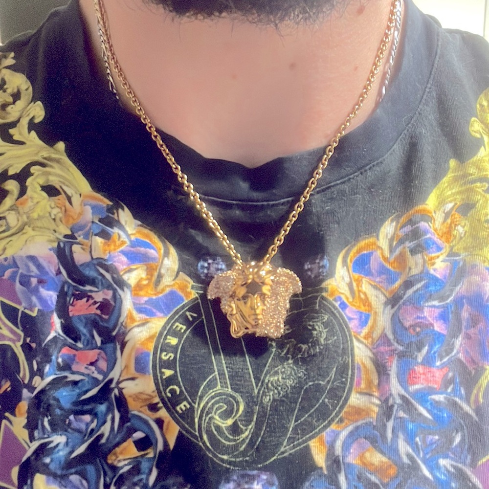 Versace Medusa Head Palazzo dia Crystals necklace